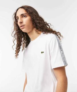 CAMISETA LACOSTE REGULAR FIT BLANCA CON CINTA DEPORTIVA