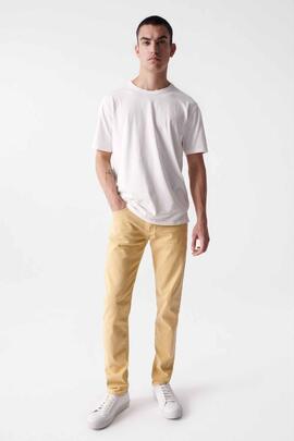 VAQUEROS SLIM FIT DE HOMBRE COLOR AMARILLO