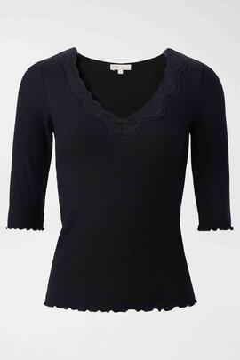 CAMISETA DE PUNTO CANALÉ CON ENCAJE COLOR NEGRO