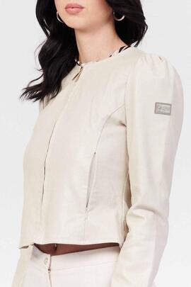 CHAQUETA DE ECOPIEL BEIGE