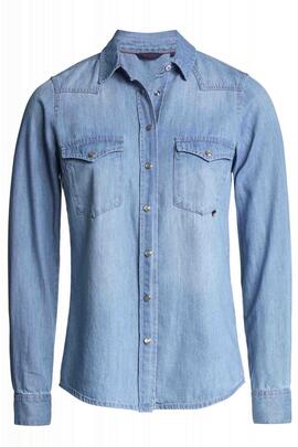 CAMISA VAQUERA SLIM FIT EN DENIM AZUL CLARO