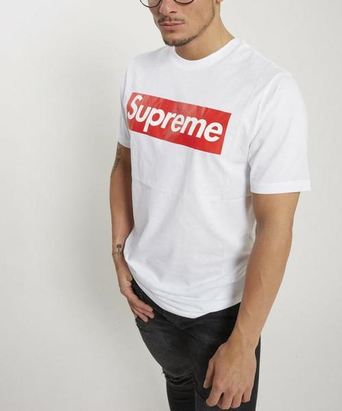 SUPREME BLANCA CON LOGO