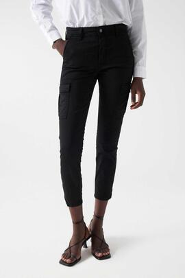 PANTALÓN CARGO FAITH PUSH IN CROPPED SKINNY FIT NEGRO