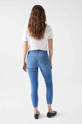 PANTALÓN VAQUERO SECRET SLIM FIT CROPPED DENIM AZUL CLARO