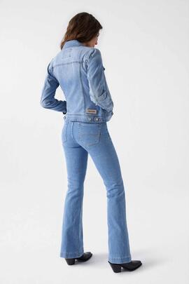 CAZADORA VAQUERA SLIM FIT EN DENIM AZUL