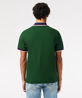 POLO LACOSTE REGULAR FIT VERDE CON CUELLO A CONTRASTE