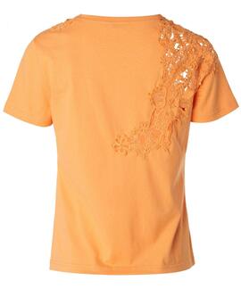 CAMISETA LACE DETAIL NARANJA CON ENCAJE