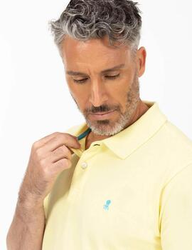 POLO BASIC LOGO AMARILLO DELAVÉ