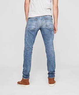 PANTALÓN VAQUERO FINSBURY SKINNY FIT GG6