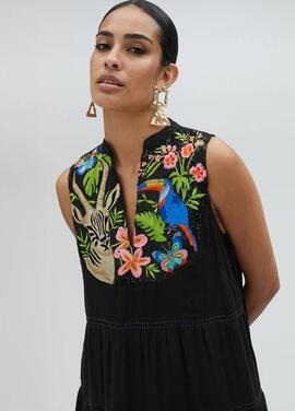 KURTA LARGA NEGRO CON TIRANTES Y BORDADOS MULTICOLOR