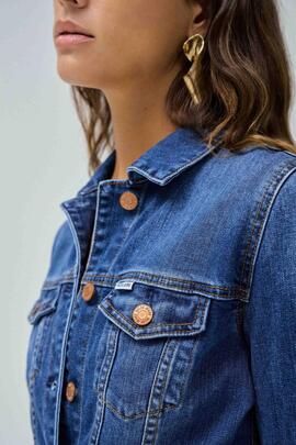 CAZADORA VAQUERA SLIM FIT EN DENIM AZUL