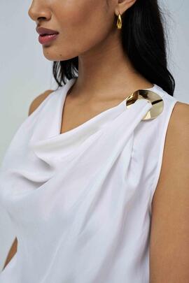 TOP DRAPEADO BEIGE CLARO