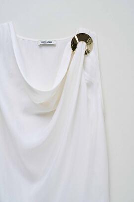 TOP DRAPEADO BEIGE CLARO