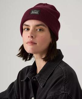 GORRO DE MUJER LEVI'S® BACKPATCH GRANATE