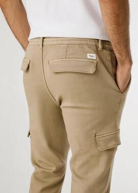 PANTALÓN BOLSO CARGO GYMDIGO 836 STONE BEIGE