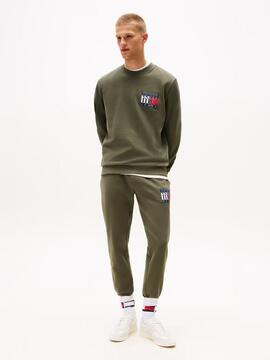 SUDADERA REGULAR FIT VERDE CON LOGO DE BANDERA