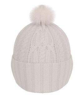GORRO CON POMPÓN KENDRA PUNTO TRENZADO CRUDO