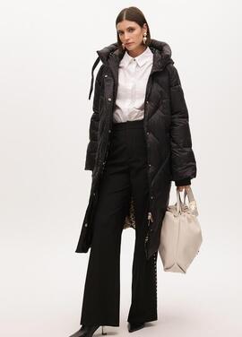 ANORAK PLUMAS CON CAPUCHA NEGRO