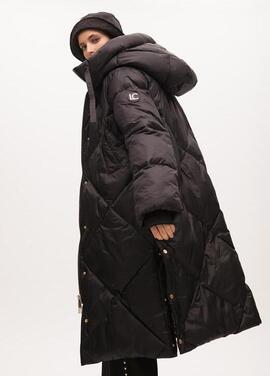 ANORAK PLUMAS CON CAPUCHA NEGRO