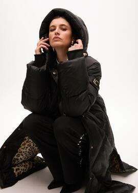 ANORAK PLUMAS CON CAPUCHA NEGRO