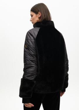 ABRIGO COMBINADO PLUMAS PELO NEGRO