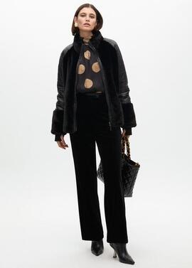 ABRIGO COMBINADO PLUMAS PELO NEGRO