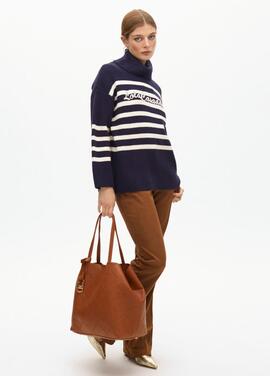 JERSEY OVERSIZE DE PUNTO GRUESO Y CUELLO ALTO