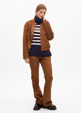 JERSEY OVERSIZE DE PUNTO GRUESO Y CUELLO ALTO