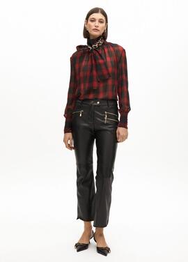 PANTALON EFECTO PIEL CON CREMALLERAS
