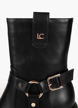 BOTA DE TACÓN ESTILO MOTERO NEGRA CON DETALLES DORADOS