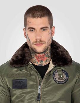 CHAQUETA BOMBER ACOLCHADA OHARAVINTRS VERDE CON PARCHES
