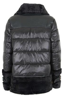 CHAQUETA ACOLCHADA DE MUJER NEGRA CON APLIQUES DE PELO SINTÉ