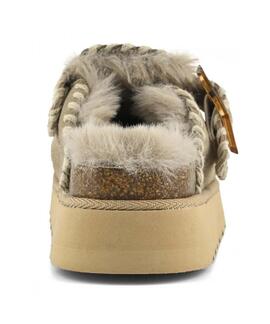ZUECO SABOT DE PLATAFORMA EN ANTE VACUNO BEIGE CON PESPUNTES