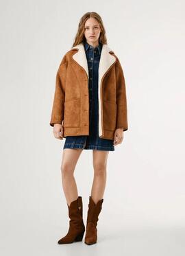 ABRIGO CON DETALLES DE BORREGUITO TERESA 857 CARAMEL BEIGE