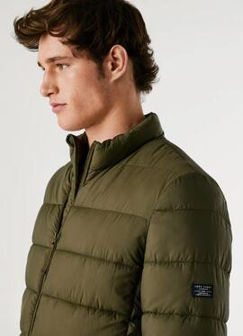 PLUMÍFERO ACOLCHADO CUELLO ALTO 679 MILITARY GREEN