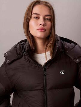 CHAQUETA DE PLUMAS CORTA BOXY NEGRA