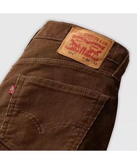 PANTALÓN DE PANA 511™ SLIM FIT MARRÓN 14W CORD