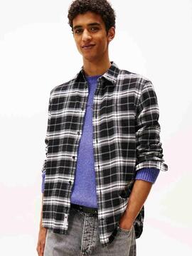CAMISA DE FRANELA REGULAR FIT TARTÁN NEGRO
