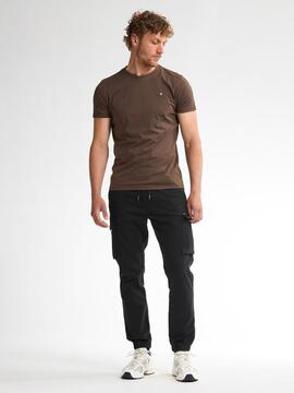 PANTALÓN JOGGER BOLSO CARGO DEEP BLACK NEGRO