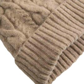 GORRO LEVI'S® HOLIDAY BACKPATCH PUNTO TRENZADO NEUTRAL CAMEL