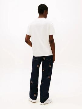 CAMISETA DE PUNTO COLOR CRUDO CON LOGO BORDADO A CONTRASTE