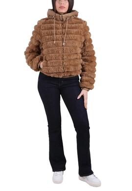 CHAQUETA CON CAPUCHA PIEL SINTÉTICA CAMEL