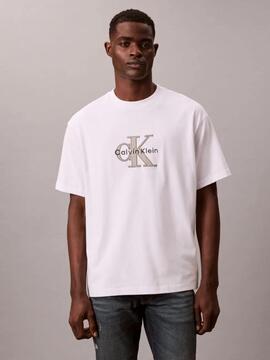 CAMISETA CK MONOLOGO TRICOLOR RELAXED FIT BRIGHT WHITE CRUDO
