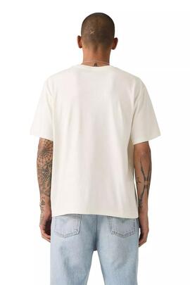 CAMISETA LEVI’S® RELAXED FIT COWBOY BATWING FILL EGRET
