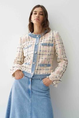 CHAQUETA TWEED SLIM FIT CON DETALLES EN DENIM AZUL