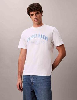 CAMISETA MARCH GRAPHIC RELAXED FIT CON LOGO NYC BORDADO BRIG