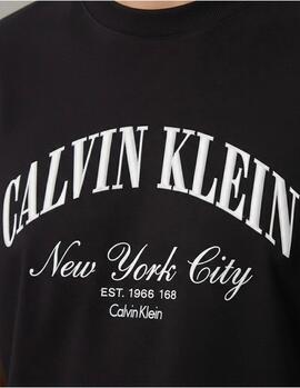 CAMISETA MARCH GRAPHIC RELAXED FIT CON LOGO NYC BORDADO BLAC