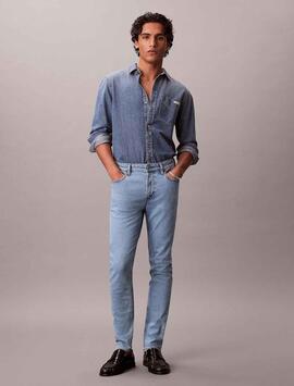 PANTALÓN VAQUERO CK SLIM TAPERED ADAM LIGHT STONE