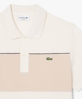 POLO DE PIQUÉ REGULAR FIT CON BLOQUES DE COLOR BEIGE Y CAMEL