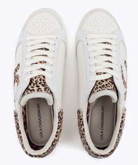 DEPORTIVA CON LOGO Y DETALLES ANIMAL PRINT CRUDO M
